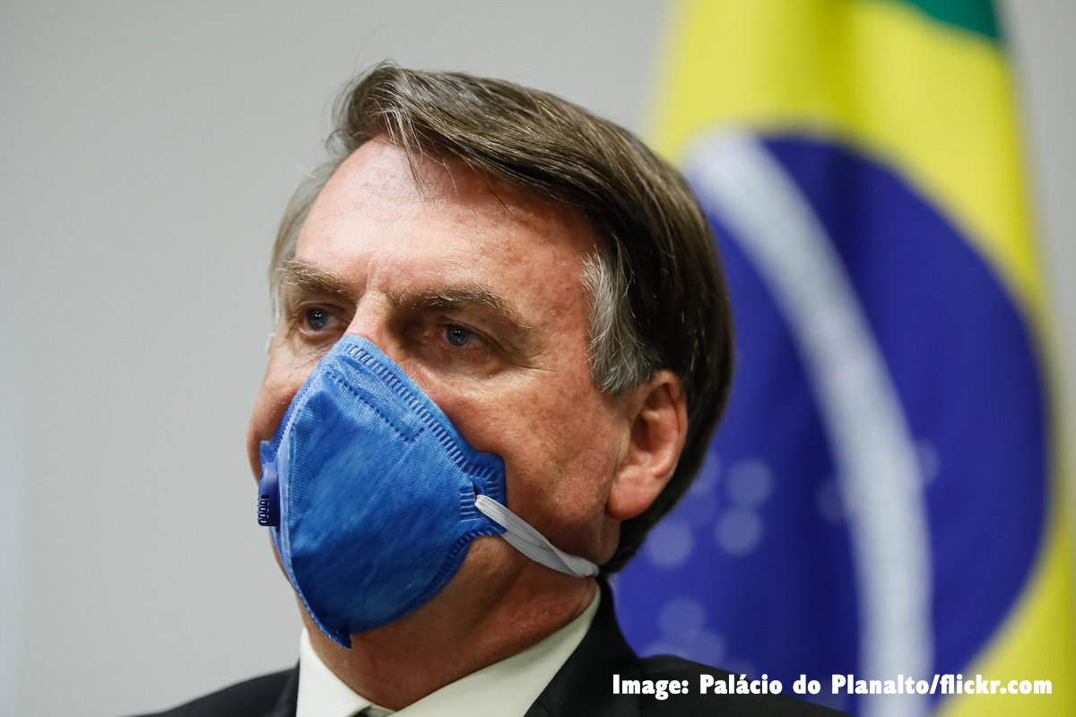 Bolsonaro flu mask