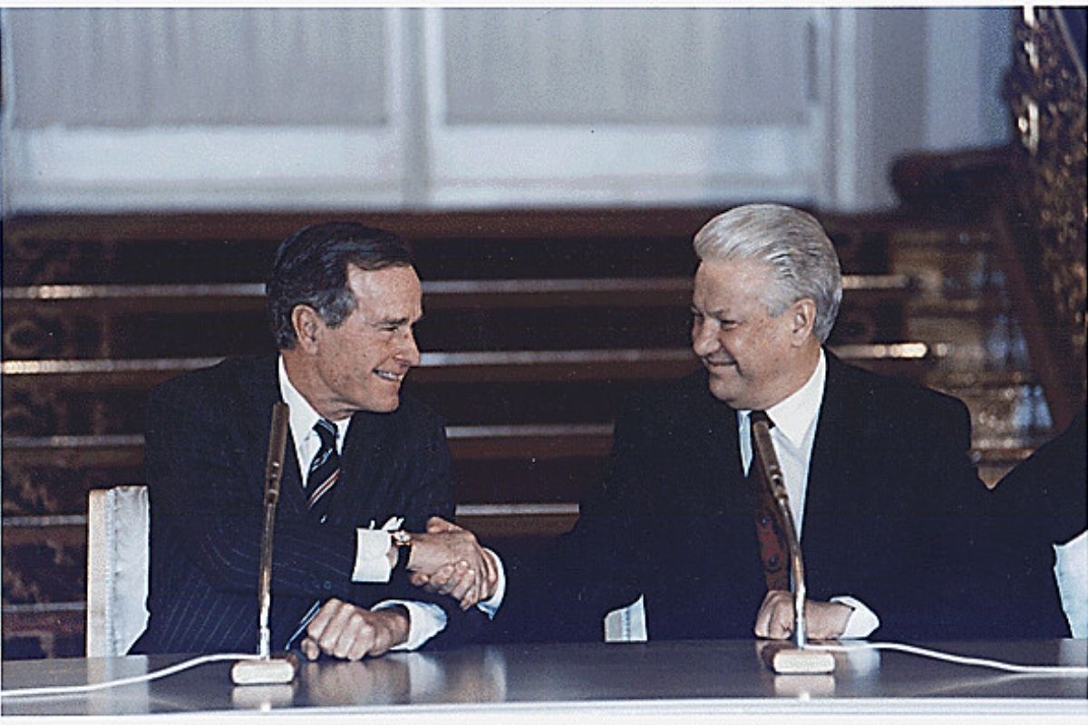 Bush Yeltsin