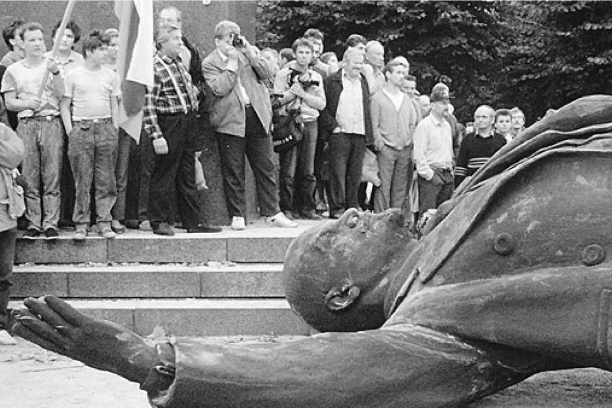 CollapseofSovietUnion