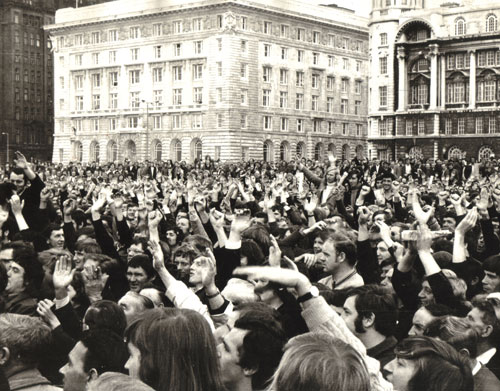 building strikes 1972