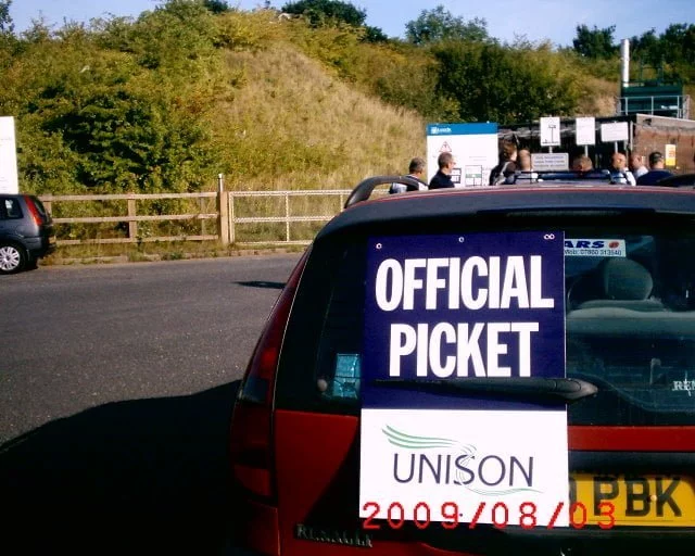 picketing_in_leeds_038.jpg