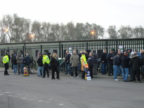 leeds_refuse_strike_5th_october_007.jpg