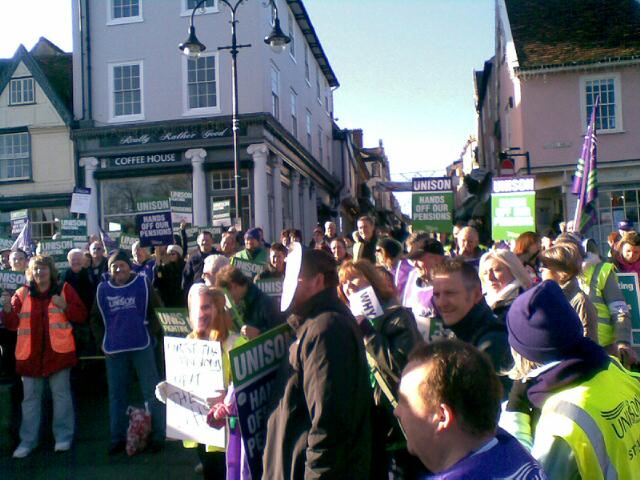 strike_action_bury_3.jpg strike_action_bury_3.jpg