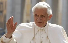 benedict-waving