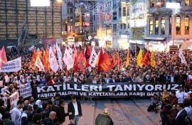 Turkey: Thousands take to the street as crisis of the regime deepens