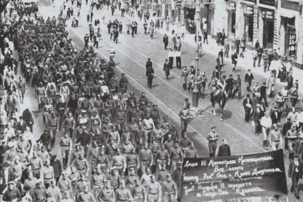 June Days 1917: The temperature rises