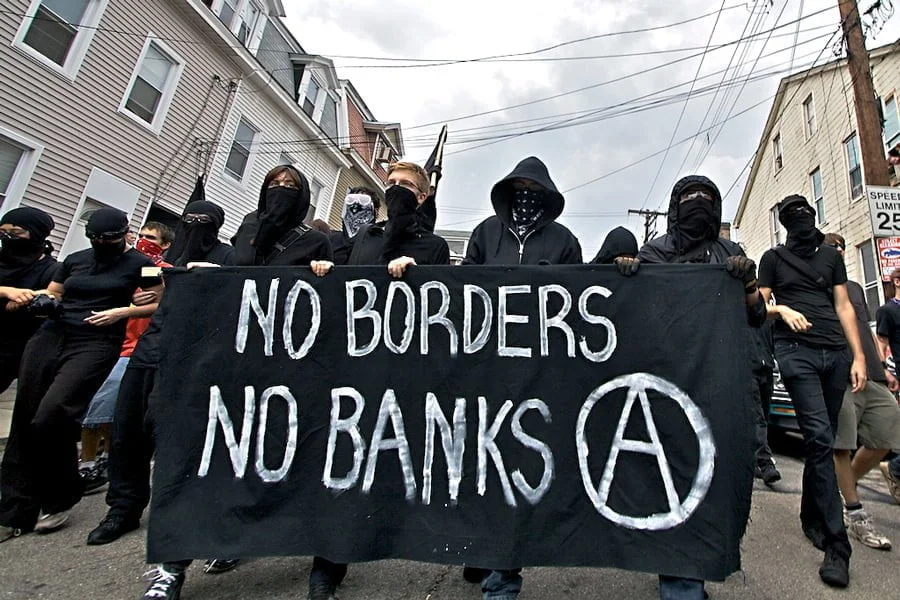 NoBordersNoBanks