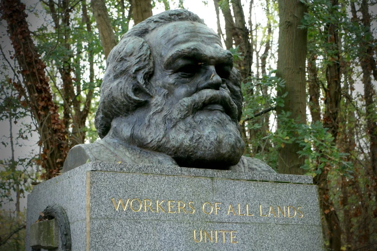 Marx-grave