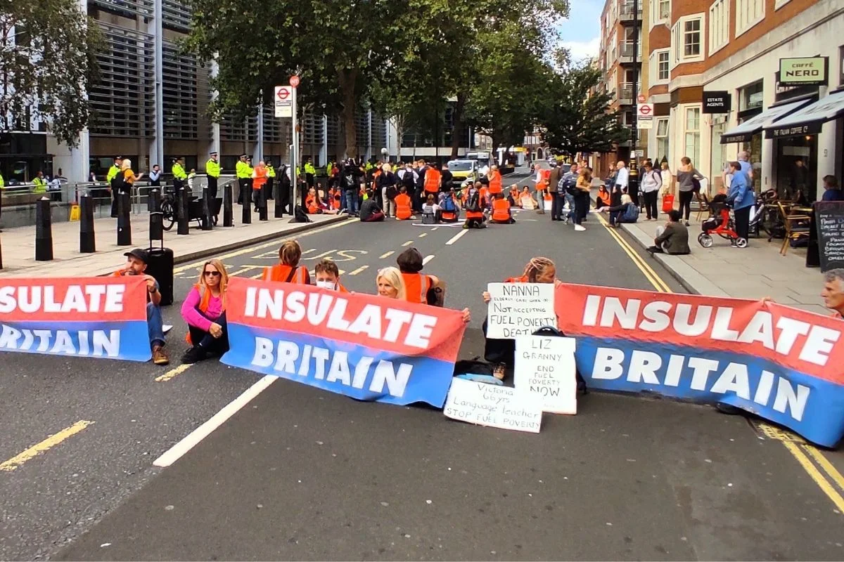 Insulate_Britain_roadblock