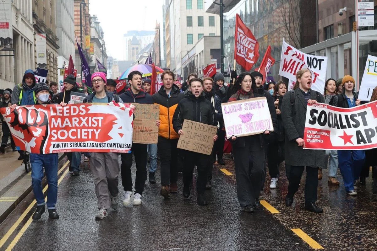 Leeds Marxists trade union march student staff solidarity ucu