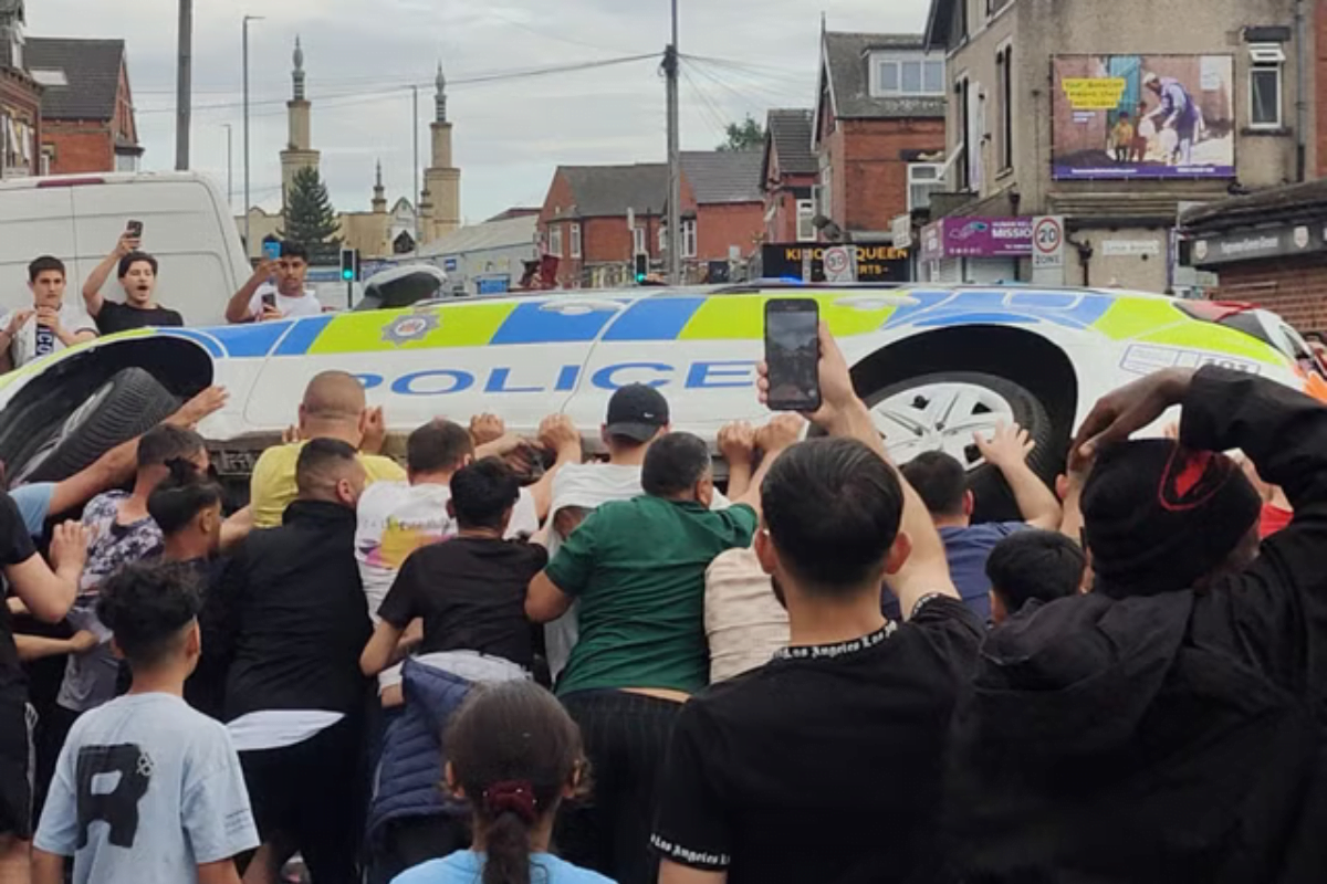 Harehills riot: The mood on the ground