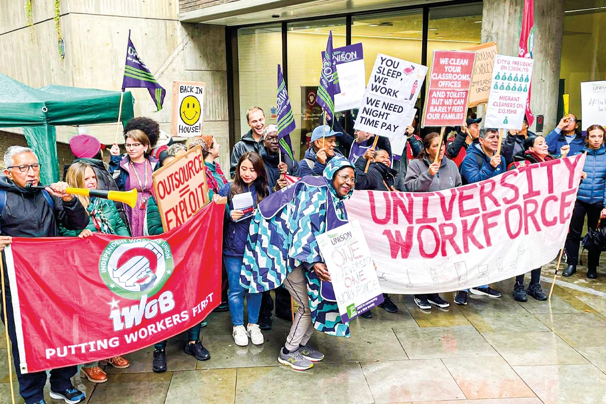 City Uni cleaners fight against outsourcing