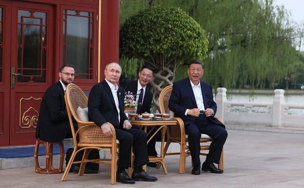 Xi Xinping and Vladimir Putin