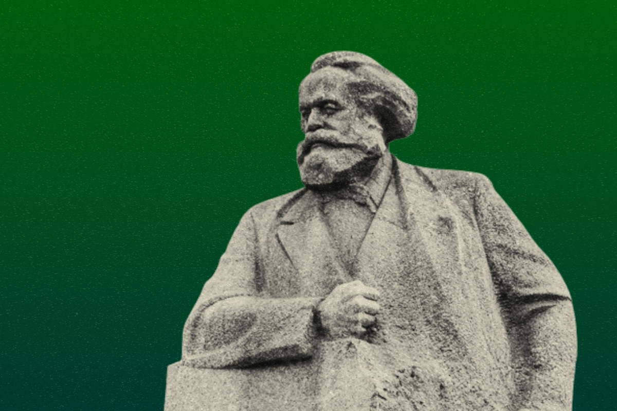 Marx statue