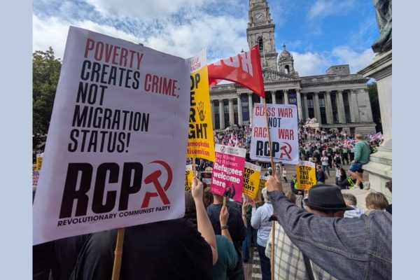 Portsmouth anti-racists make a stand against far right