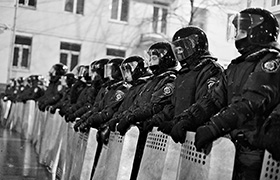 Lady liberty french revolution history 500x400bw